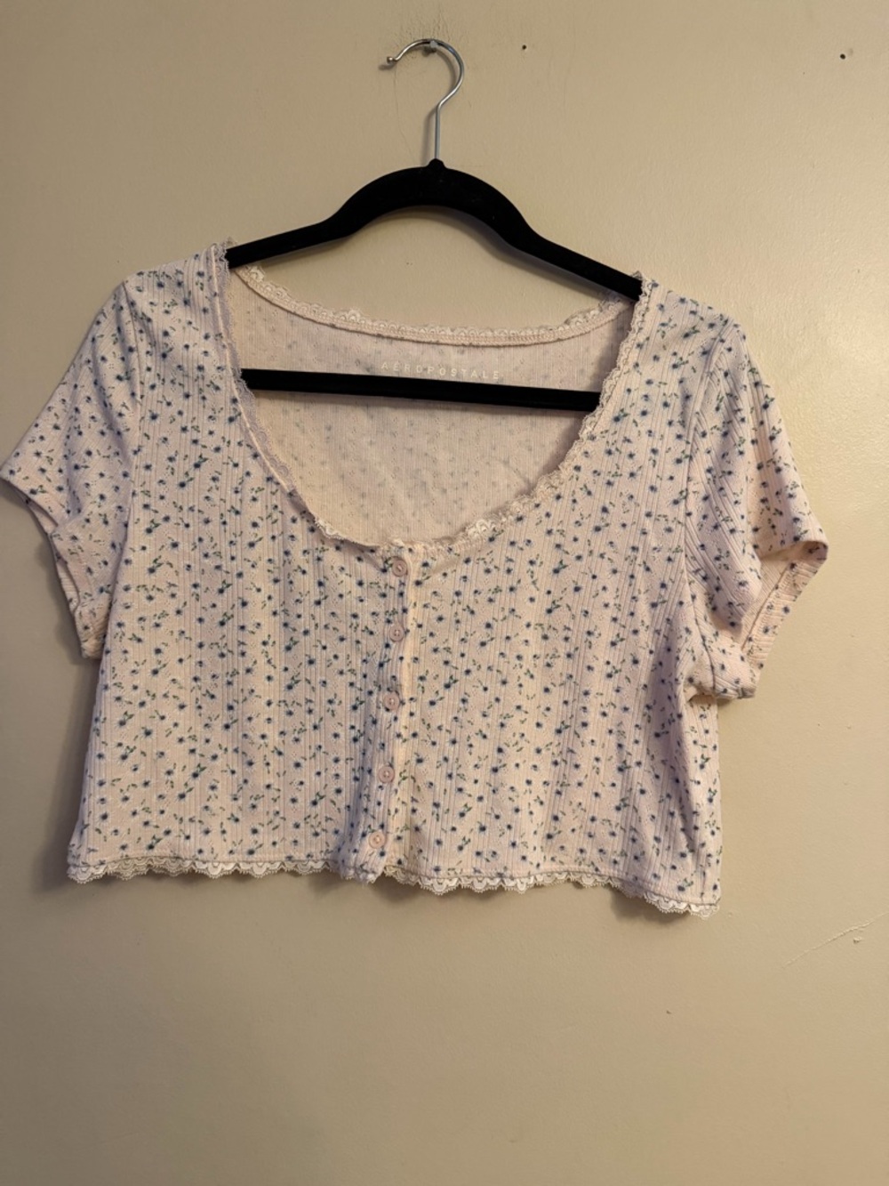 Aeropostale Pink Floral Crop Button-Front Top
